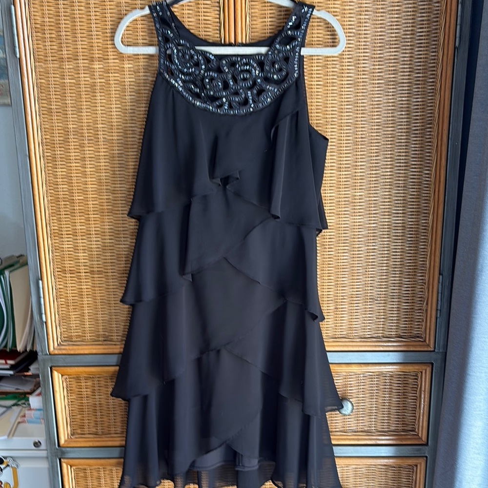 Elegant Black Sleeveless Dress